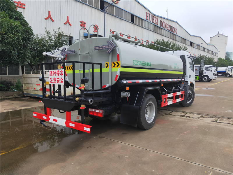 國(guó)六8方9方灑水車